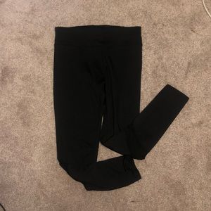 Black knee length workout pants
